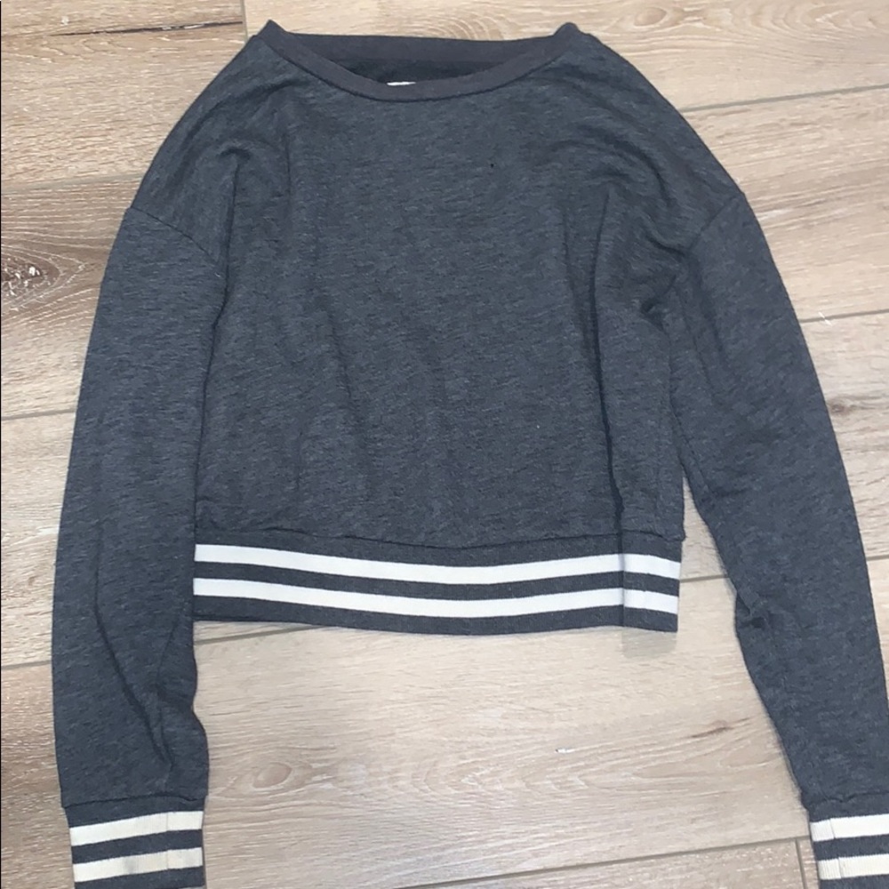 grey ringer longsleeve